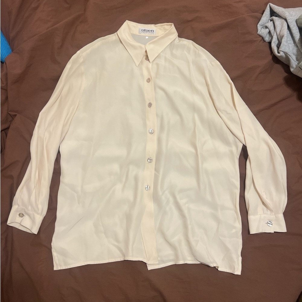 vintage cream silk button up blouse size size medium